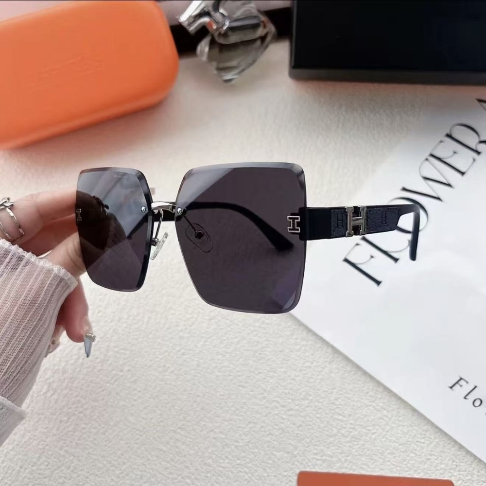 Hermès Rimless Square Sunglasses